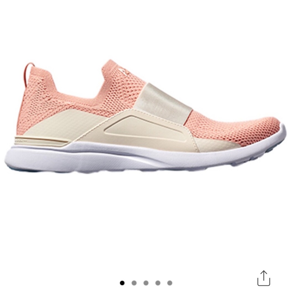 NEW APL TechLoom Bliss in Blush/White Size 9